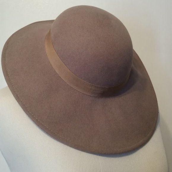 Vintage Taupe Hat. The Field Company - Picture 3 of 4